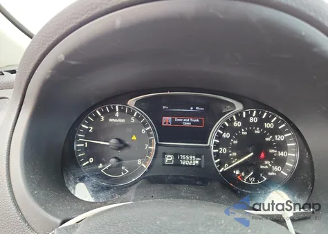 2015 Nissan Altima 2.5 из США, поврежденный, VIN 1N4AL3AP9FN354660